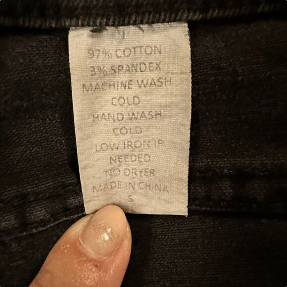 Brandy Melville ~ Black Denim Shorts ~ high waisted ~ size Small - Picture 4 of 7